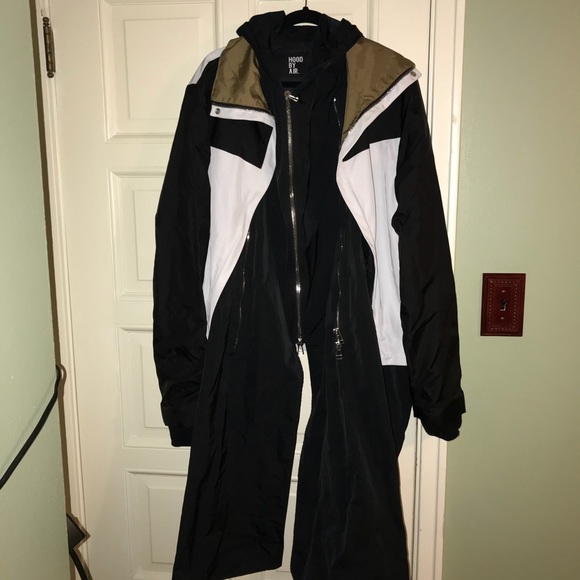 HBA trench coat new in Season - Picture 3 of 4